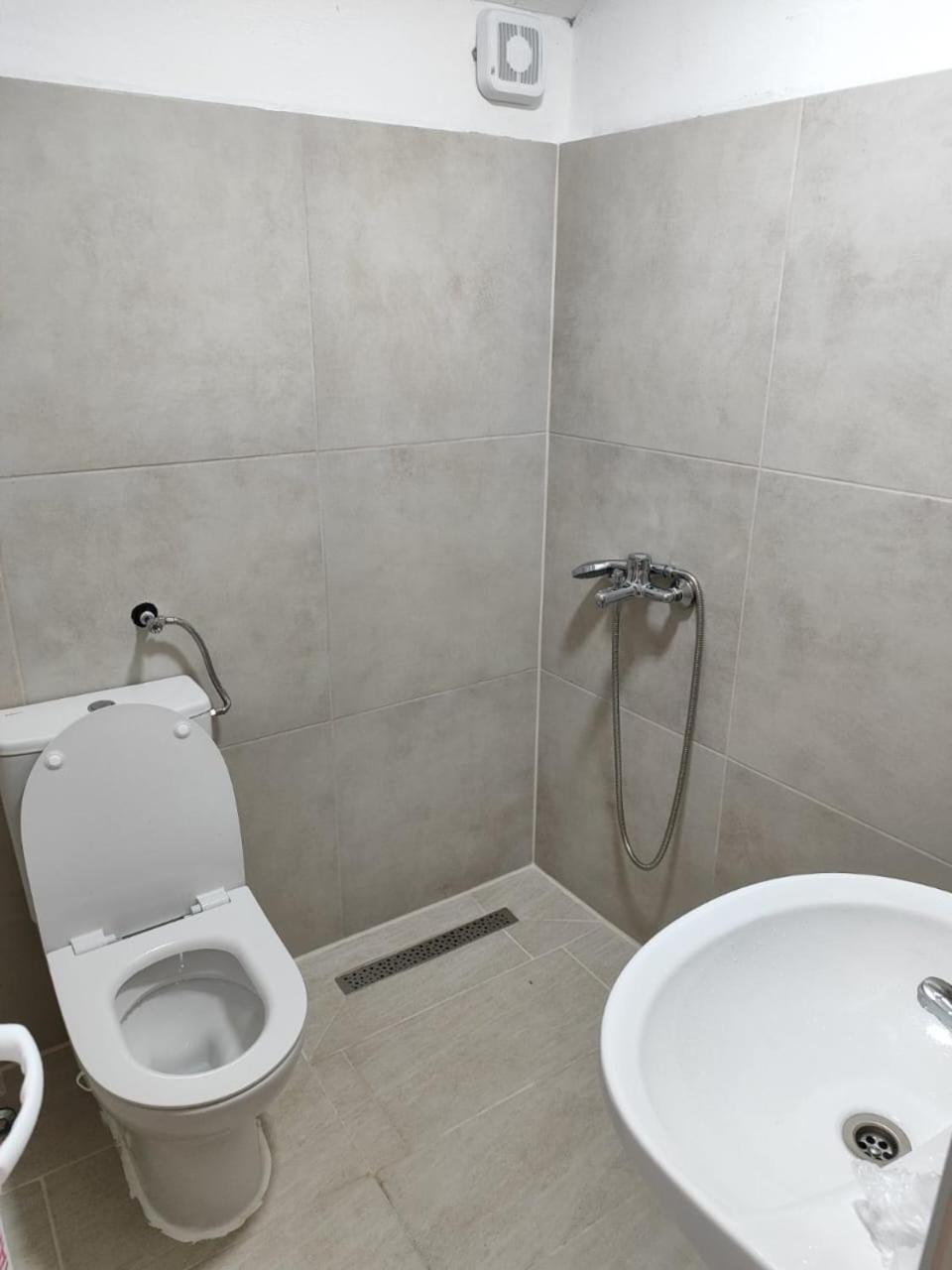 Apartments Maki Tivat Exterior photo
